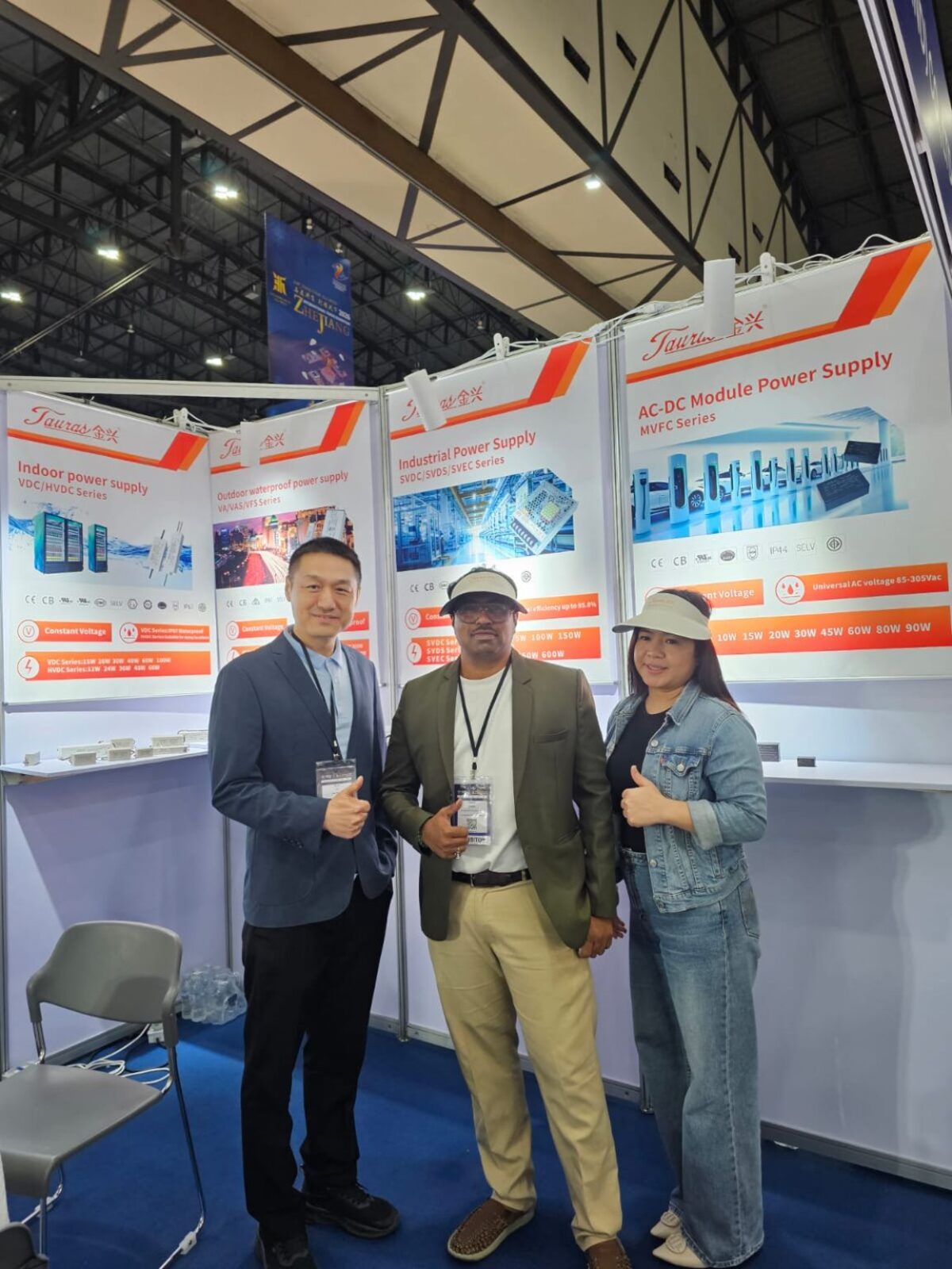 Connecting with Global Exhibitors — A GVTO representative meets exhibitors at a power-supply stand, exploring innovative technologies and building relationships with international companies.